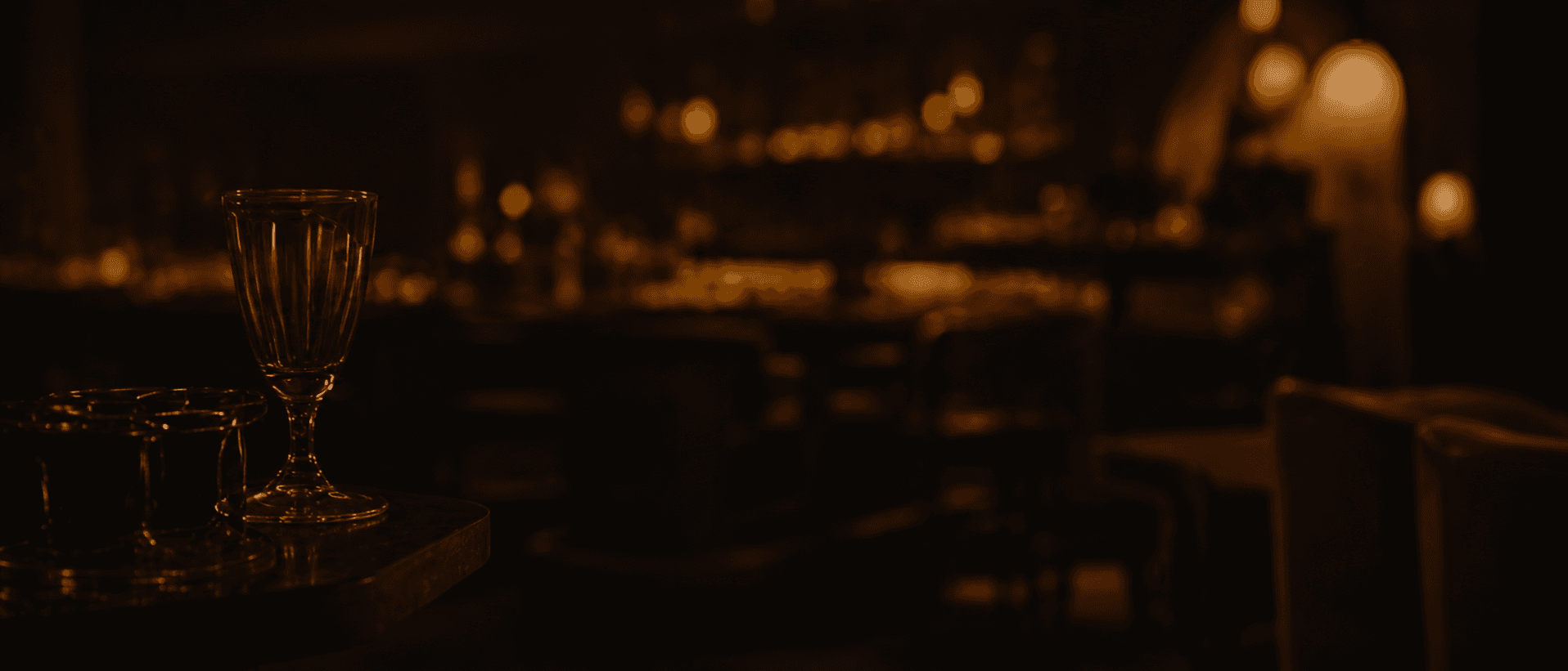 Ambiente elegante para reserva no Sensai Gastrobar